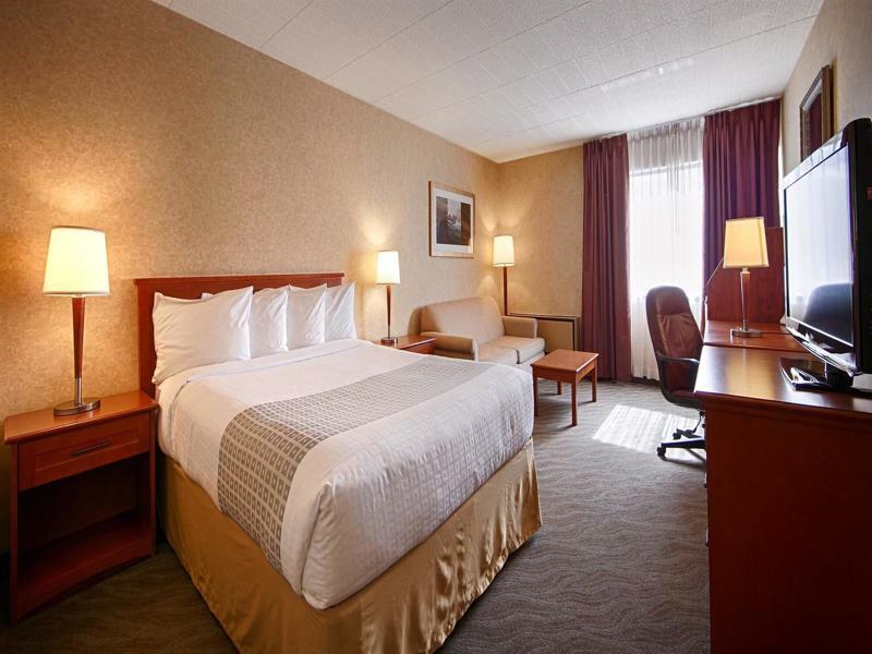 Best Western North Bay Hotel & Conference Centre Eksteriør billede